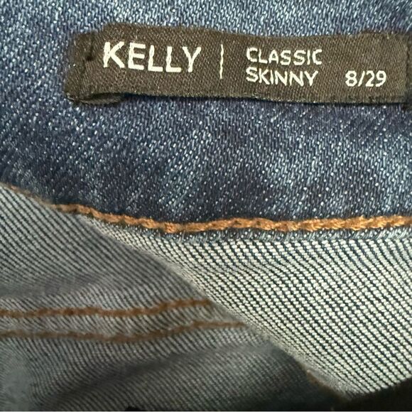 Tahari Kelly Classic Skinny Blue Skinny Jeans with Modern Tapered Fit - Picture 4 of 7